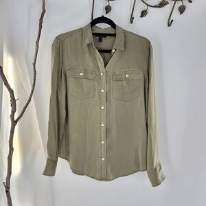 J crew 100 % silk casual button up. Olive